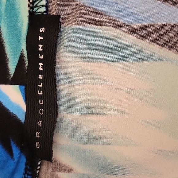 Grace Elements Blue Green Bold Chevron Blouse - Picture 3 of 3